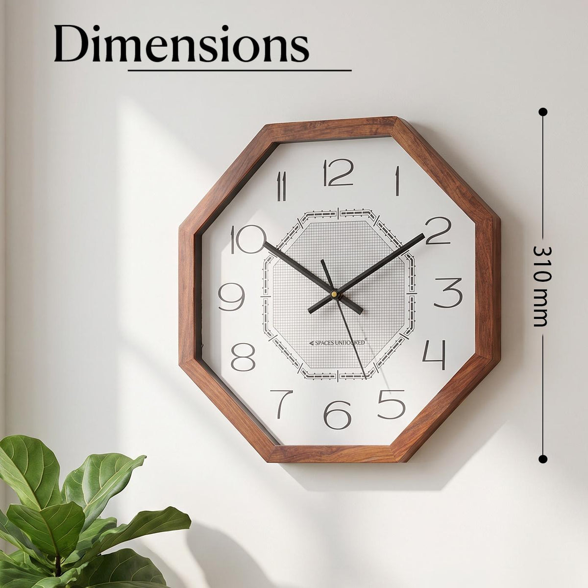 Close-up of the fine grid centre panel and stepped border on an art deco wall clock dial