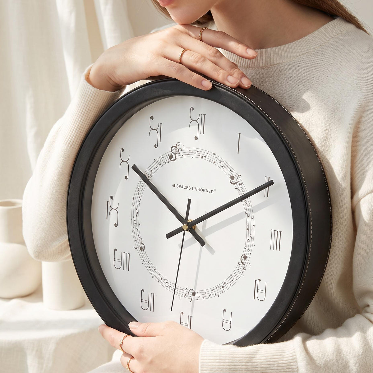 Spaces Unhooked Music Lover Round Wall Clock, Inner Note Ring