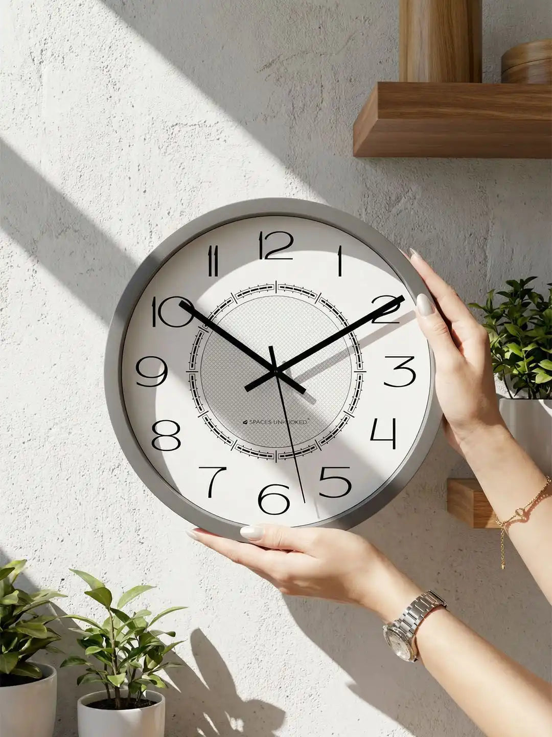 Lifestyle AI – Silent wall clock styled in modern home decor setting