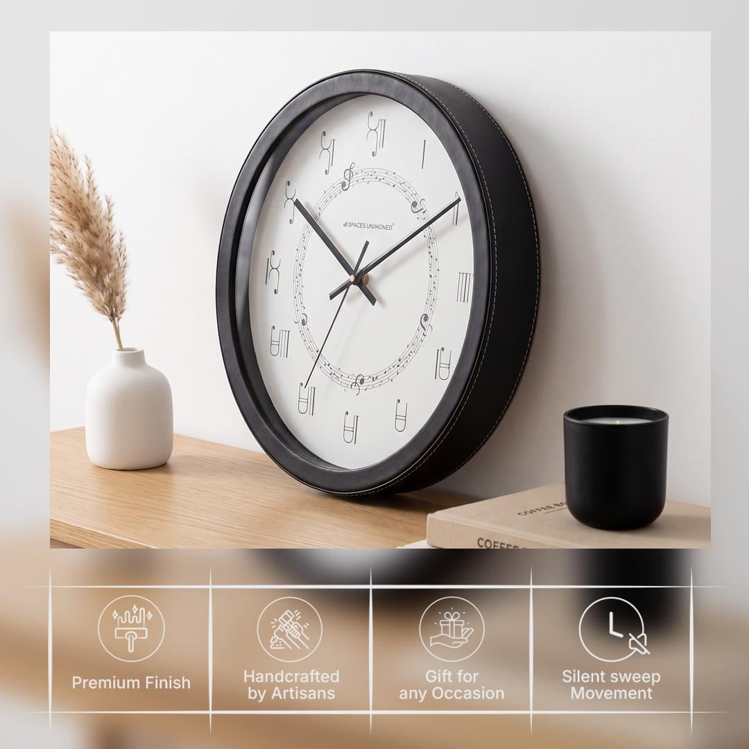 Spaces Unhooked Music Lover Round Wall Clock, Inner Note Ring