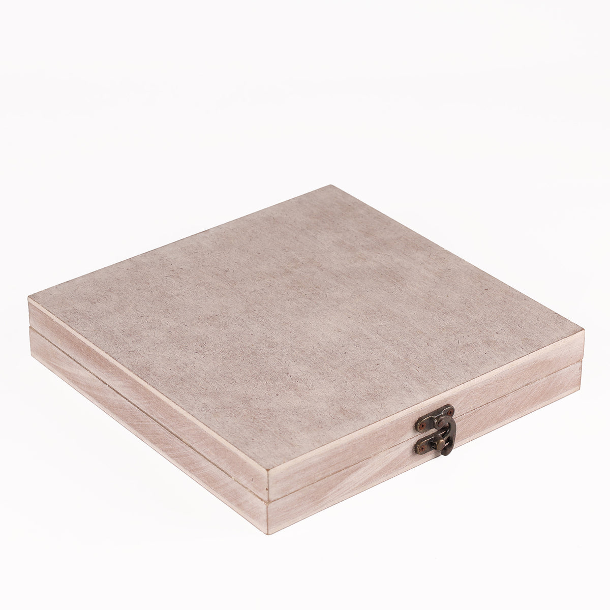 Wooden jewelry box