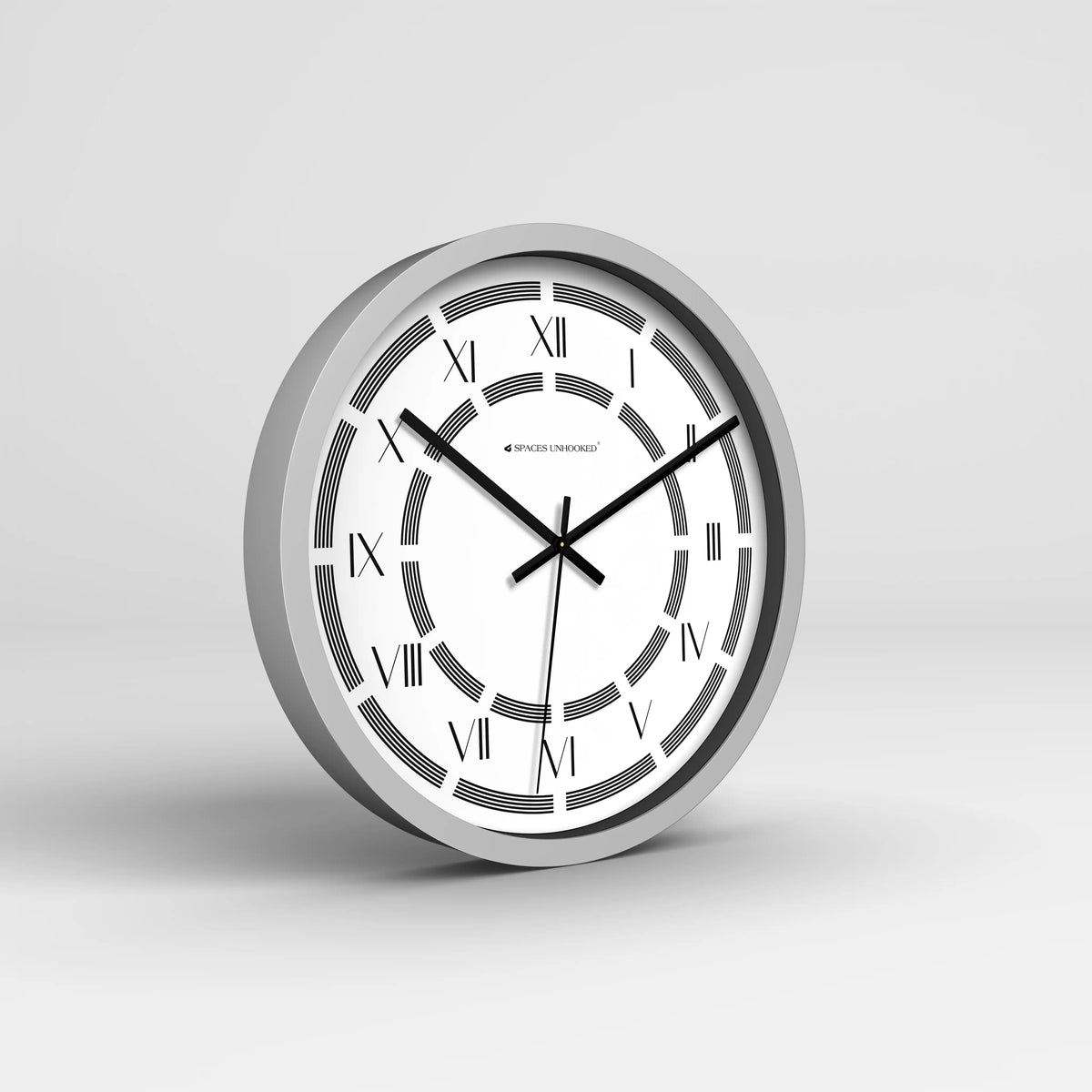 plastic wall clock 